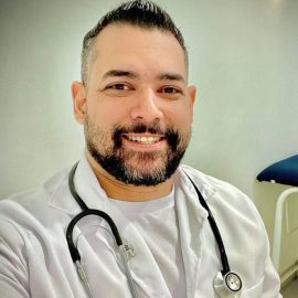 Dr Lucas Barros (Médico e Farmacêutico)